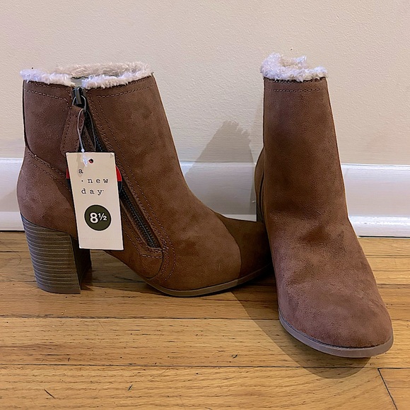 a new day Shoes - A new day shearling ankle boots